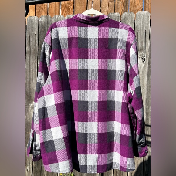 Riders by Lee 4X button down fleece shacket. - Picture 2 of 4